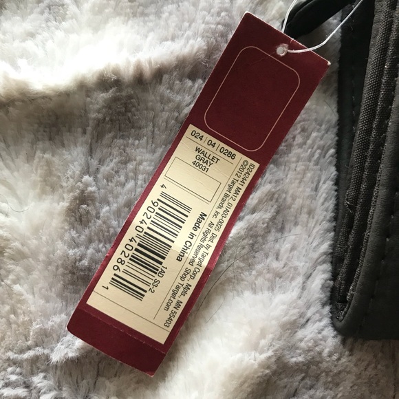 Target Grey Wallet - Picture 6 of 6